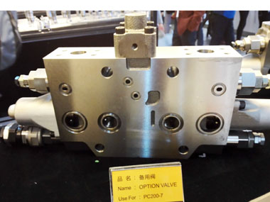 Komatsu PC200-7 Spool Valve